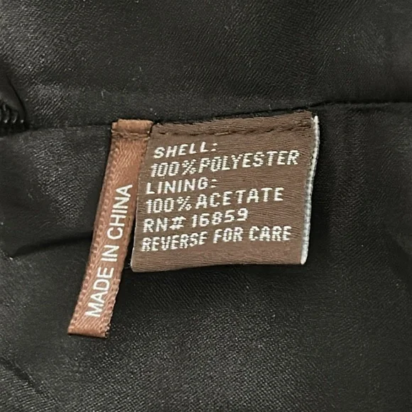 Black and White Patterned Women's Skirt worn once - Picture 7 of 7